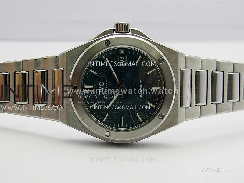 Ingenieur IW328903 Green Dial Automatic 40