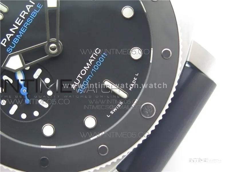 PAM683 Luminor Submersible 42mm VSF Best Edition Black Dial on Rubber Strap P900 Clone