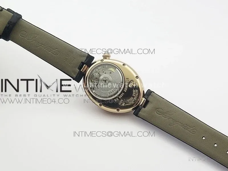 Reine de Naples in Rose Gold