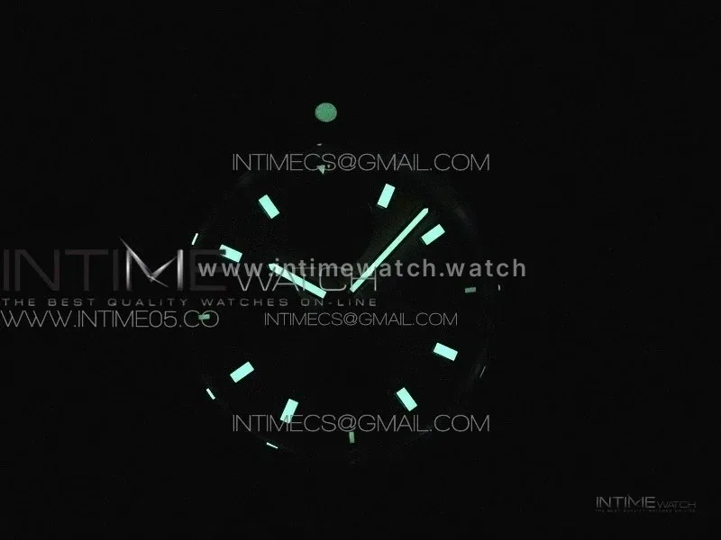 Avenger Chronograph 43mm SS B12F Best Edition Black Dial on SS Bracelet A7750