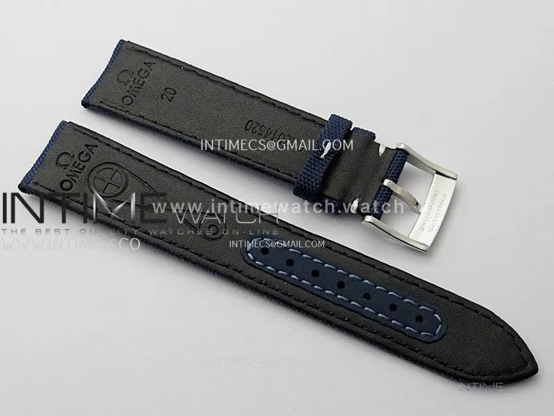 Speedmaster Professional "Silver Snoopy Award" 50th Anniversary N1F 1:1 Best Edition A3861 on Style02 Bracelet