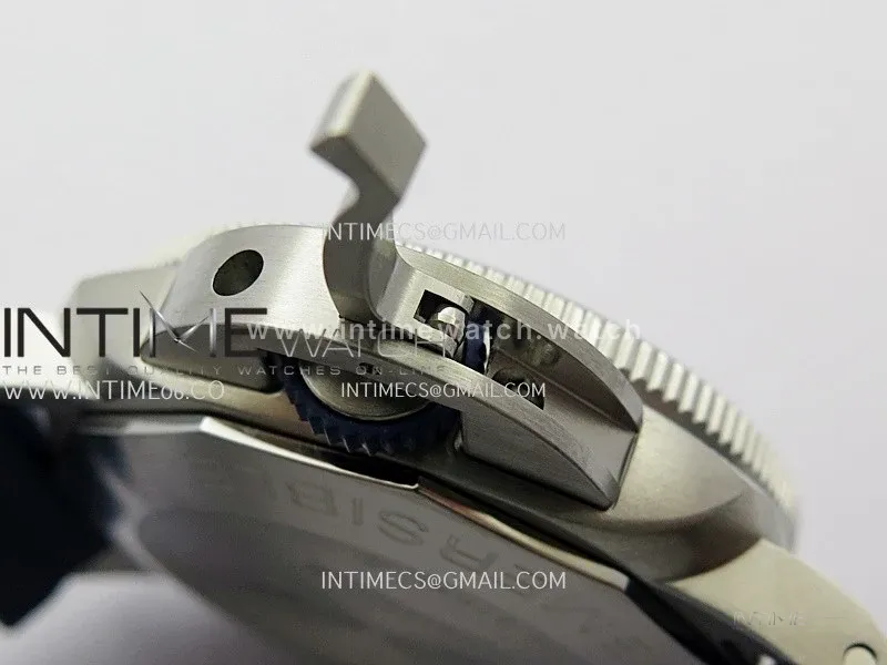 PAM1676 44mm Submersible VSF 1:1 Best Edition Blue Dial On Blue Rubber Strap P.900 Super Clone