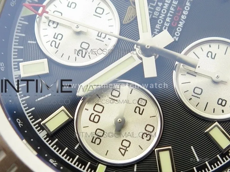 Avenger Chronograph 43mm SS B12F Best Edition Black Dial on SS Bracelet A7750