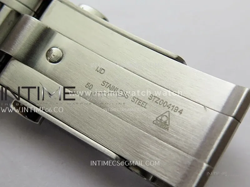 Speedmaster Professional "Silver Snoopy Award" 50th Anniversary N1F 1:1 Best Edition A3861 on Style02 Bracelet
