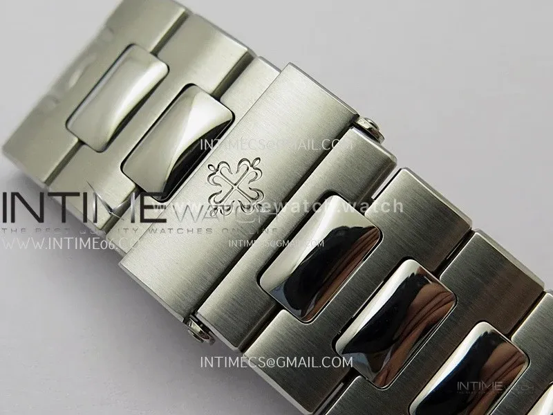 Nautilus 5711/1A-018 PPF 1:1 Best Edition Tiffany Blue Textured Dial on SS Bracelet Super Clone 26-330 V5