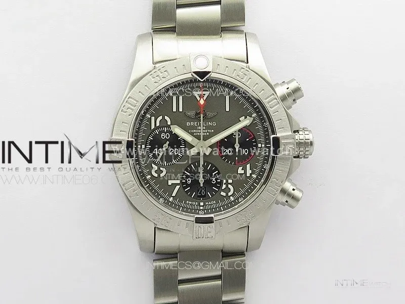 Avenger Chrono SS 369 Subdial B50 Gray Dial on SS Bracelet A7750