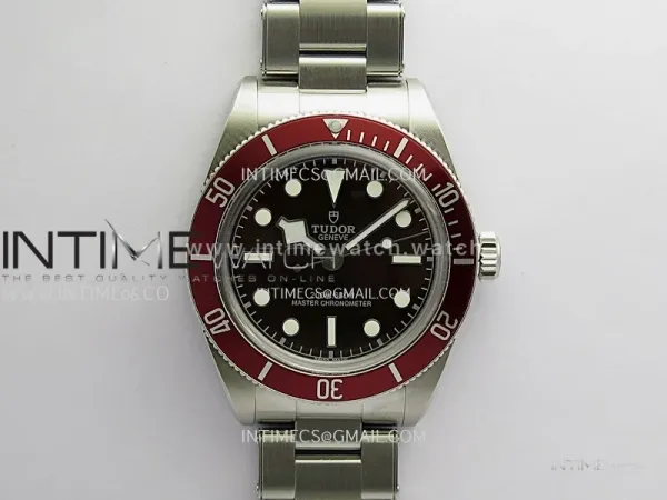 Heritage Black Bay M7939A1A0RU-0002 Burgundy Bezel 39mm SS ZF 1:1 Burgundy Dial On Vintage Charm Bracelet A2824