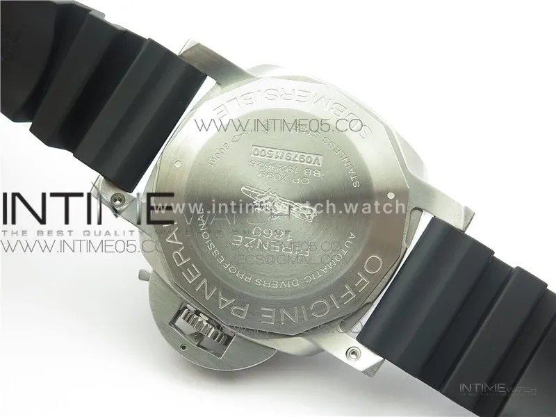 PAM683 Luminor Submersible 42mm VSF Best Edition Black Dial on Rubber Strap P900 Clone