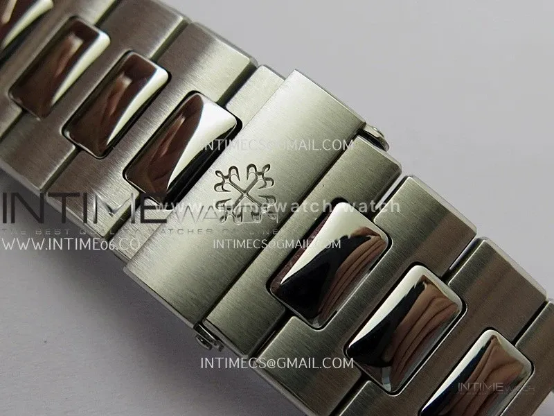 Nautilus 5711/1A SS DDF 1:1 Best Edition White Textured Dial On SS Bracelet Super Clone 330