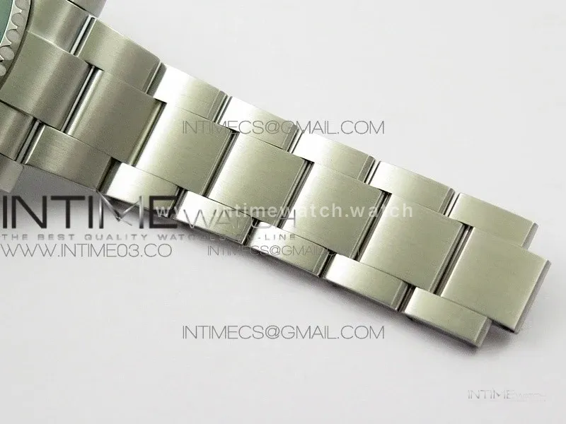 Submariner 116610 LV Green Ceramic VRF Max 904L 1:1 Best Edition on SS Bracelet VR3135