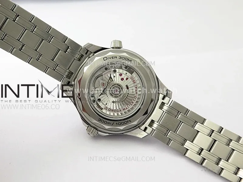 Seamaster Diver 300M B50F Black Ceramic Black Dial on SS Bracelet A8800 (Free Rubber Strap)