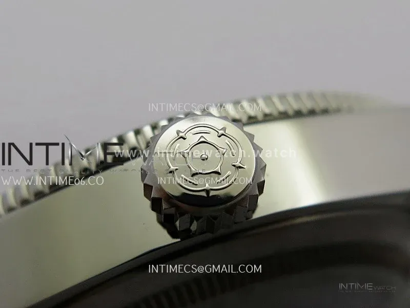 Heritage Black Bay M7939A1A0RU-0001 Burgundy Bezel 39mm SS ZF 1:1 Burgundy Dial On Jubilee Bracelet A2824