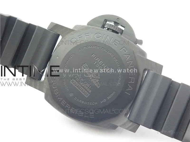 PAM960 Luminor Submersible Carbotech
