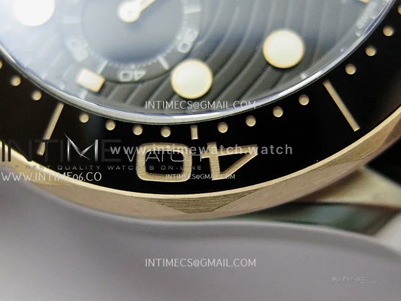 Seamaster 300M Chrono Black Ceramic Bezel SS/RG N1F 1:1 Best Edition Black Dial on Black Rubber Strap A9900