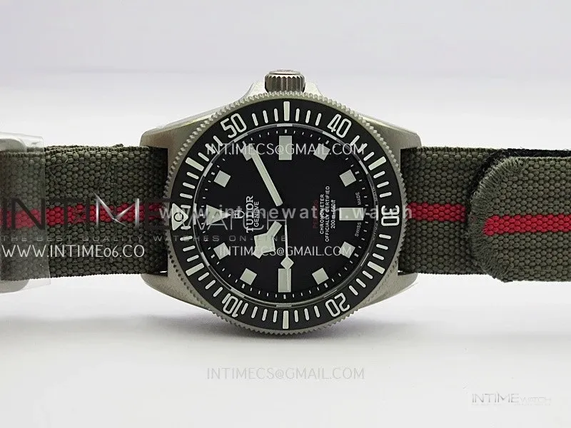 Pelagos FXD Black Ceramic Bezel Ti B12 1:1 V4 Best Edition Black Dial On Green Nylon Strap