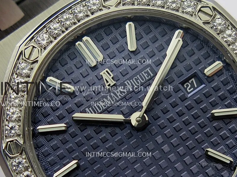 Lady Royal Oak 33mm 67651 SS/Diamond Bezel A7F 1:1 Blue Textured Dial On Black Croco Leather Strap Ronda Quartz to AP Cal.2713