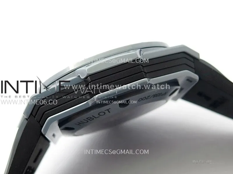 Big Bang Sang Bleu II Gray Ceramic BBF Best Edition on Gray Rubber Strap A1240