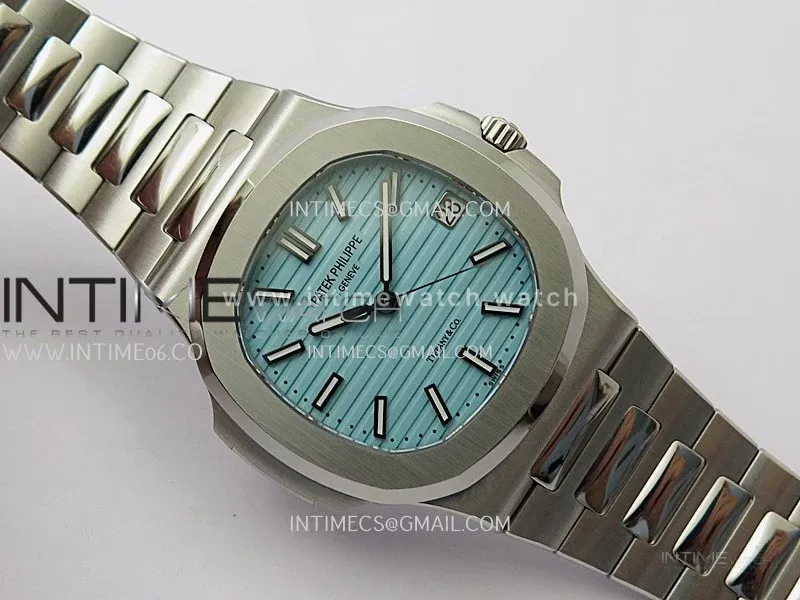 Nautilus Jumbo 5711/1A-018 Tiffany Blue Dial