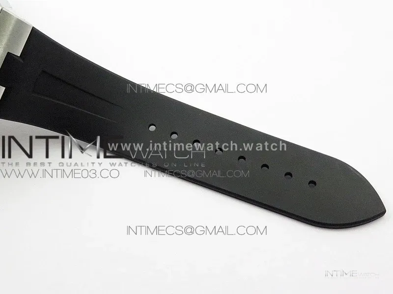 Overseas Dual Time Power Reserve TWA Best Edition White Dial on Black Rubber Strap A1222