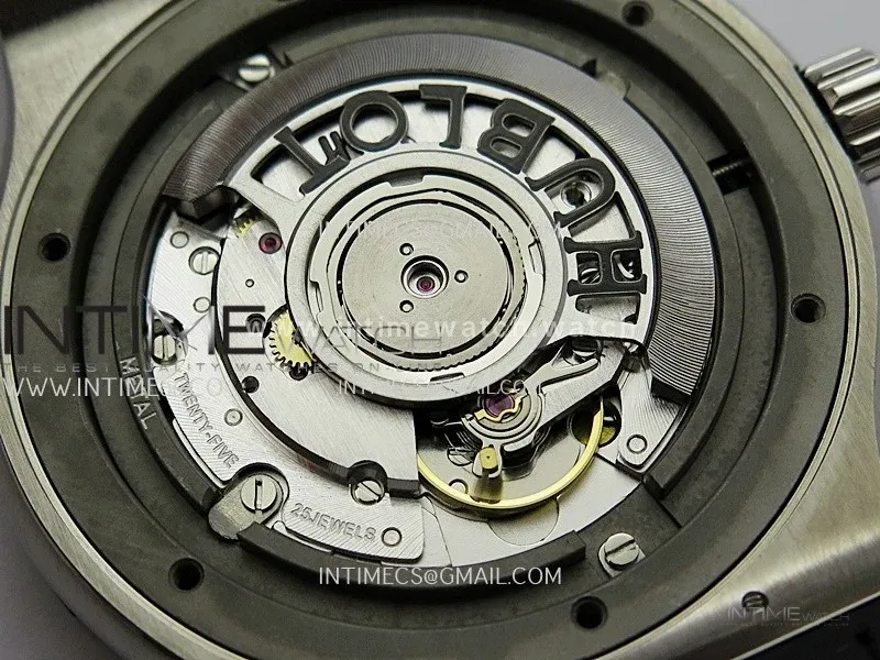 Classic Fusion 42mm Titanium JJZF 1:1 V2 Best Edition Black Dial On Black Gummy Strap