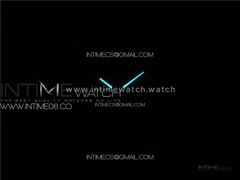 Constellation 41mm RG/Black Ceramic Bezel VSF 1:1 Best Edition Silver Dial on Black Gummy Strap A8900