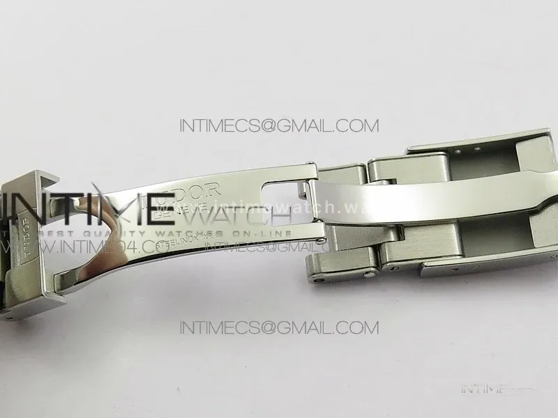 Black Bay Fifty-Eight ZF Ref. M79030N-0001