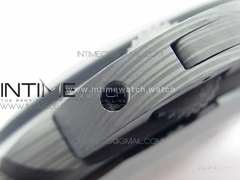 Pam1661 Luminor Marina Carbotech 44mm