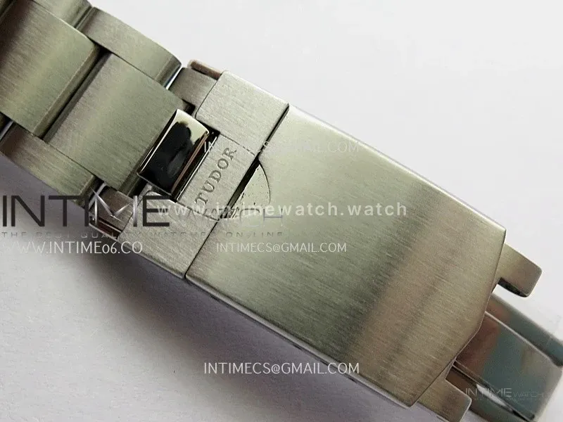Black Bay 79500 36mm SS KRF 1:1 Best Edition Black Dial On SS Bracelet A2824