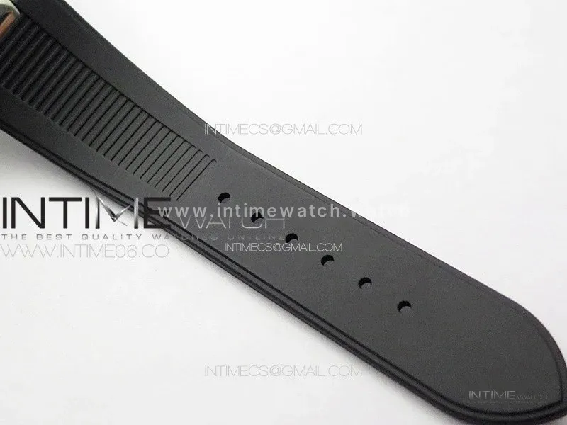 Nautilus Jumbo 5711 Super Replication PPF 1:1 Best Edition White Textured Dial on Black Rubber Strap PPF324