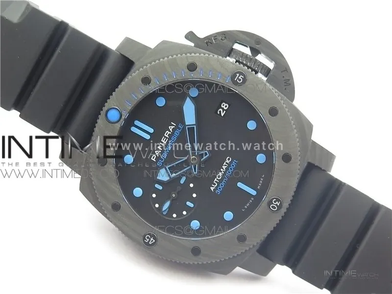 PAM960 Luminor Submersible Carbotech