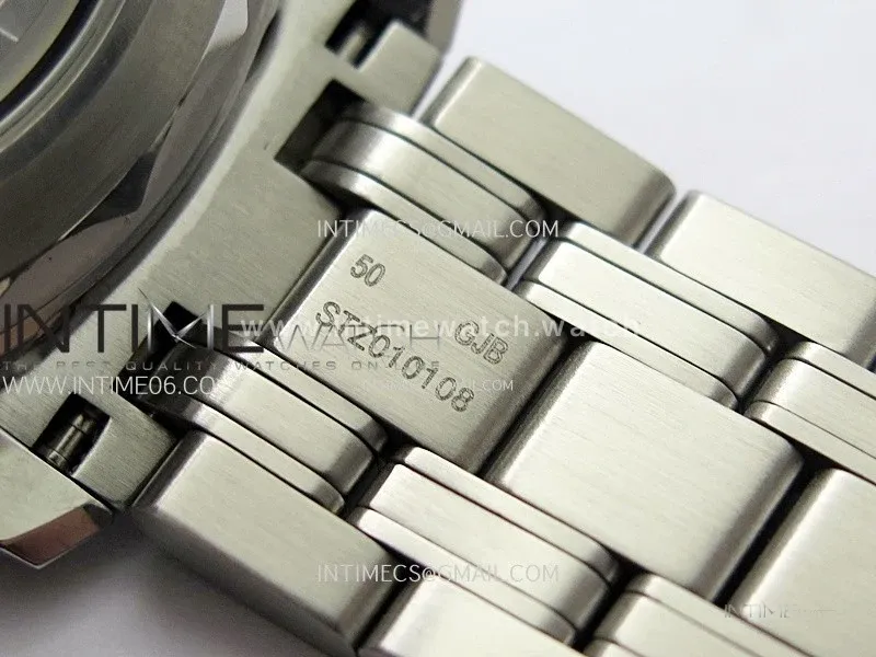 Seamaster Diver 300M B50F Black Ceramic Black Dial on SS Bracelet A8800 (Free Rubber Strap)