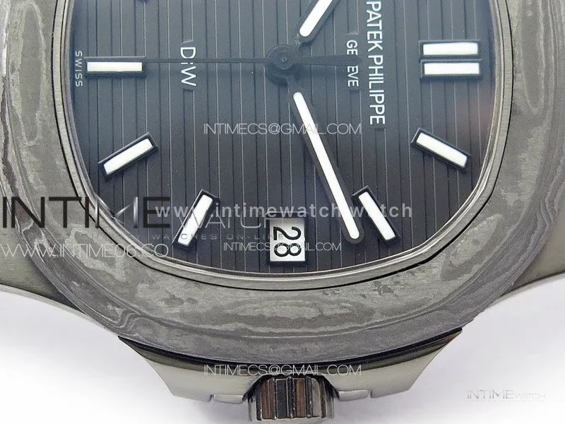 Nautilus 5711 DIW Carbon DIWF 1:1 Best Edition Black Textured Dial on Carbon/PVD Bracelet 324CS