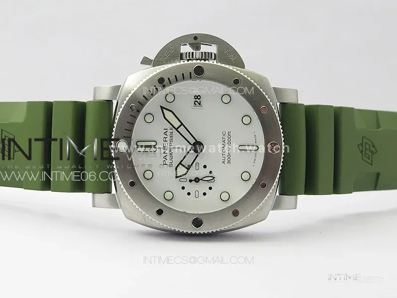 PAM1226 Y VSF 1:1 Best Edition White Dial on Green Rubber Strap P.900 Super Clone