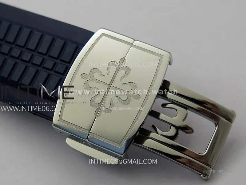 Aquanaut 5968G-001 Blue Dial on Blue Rubber Strap in Steel