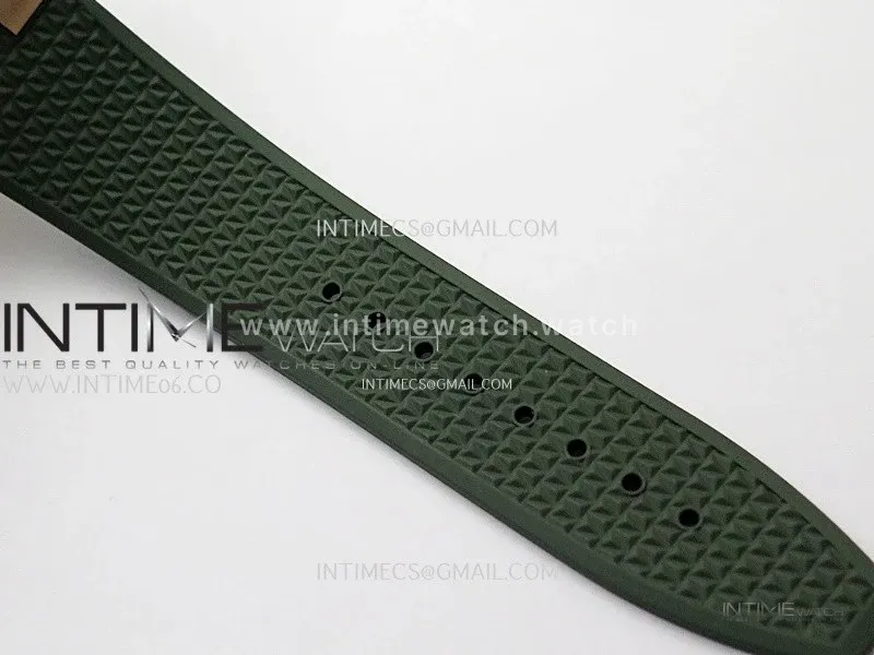 Overseas 4520V RG 8F Best Edition Green Dial On Green Rubber Strap A5100
