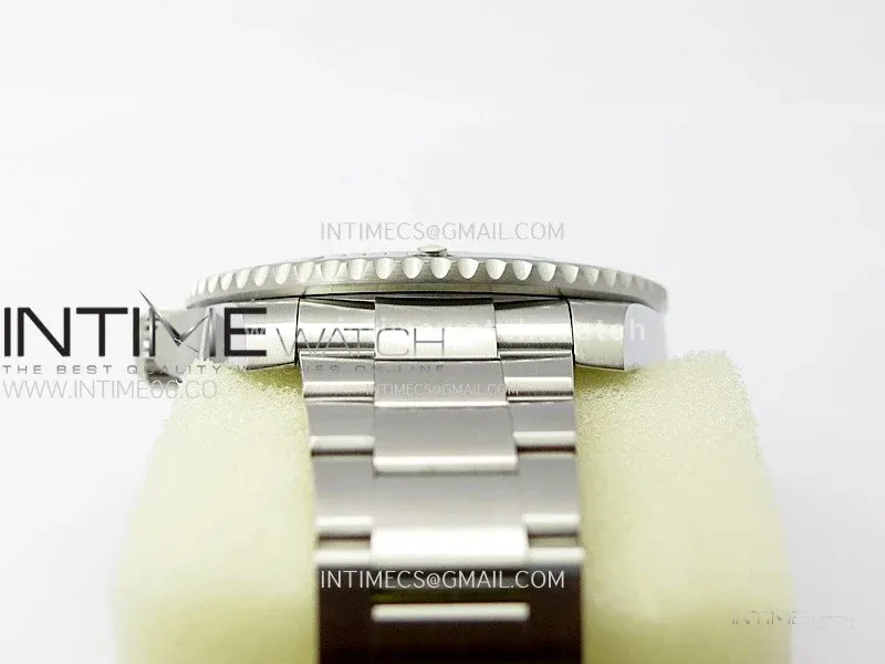 Submariner 116610 LV Green Ceramic C+F 904L 1:1 Best Edition on SS Bracelet VR3135