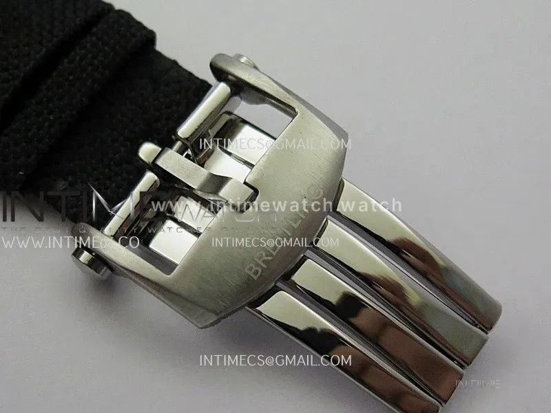 Avenger Chronometer 42mm GMT Red Second Hand SS BLSF 1:1 Best Version Black Dial On Black Nylon Strap A2836