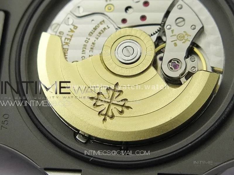 Nautilus Jumbo 5711 Super Replication PPF 1:1 Best Edition White Textured Dial on Black Rubber Strap PPF324