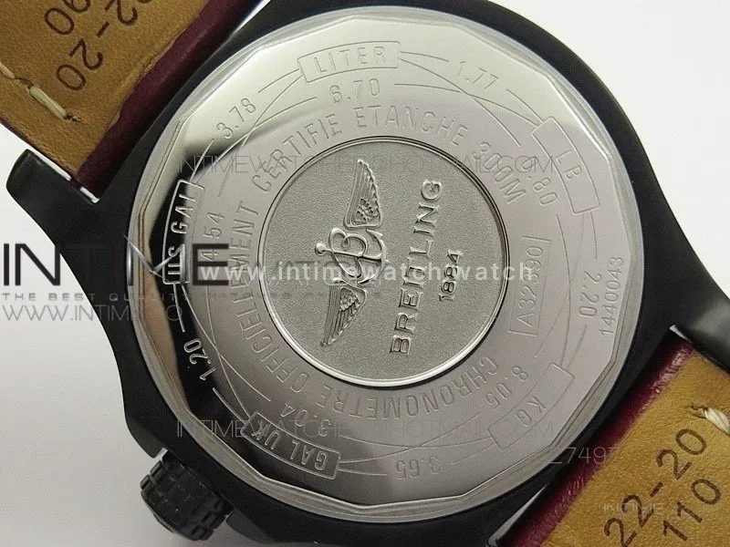 Avenger GMT DLC Black Numeral Marker Textured Dial on Leather strap A2836