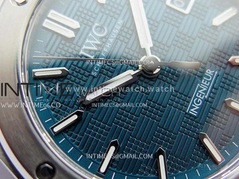 Ingenieur IW328903 Green Dial Automatic 40
