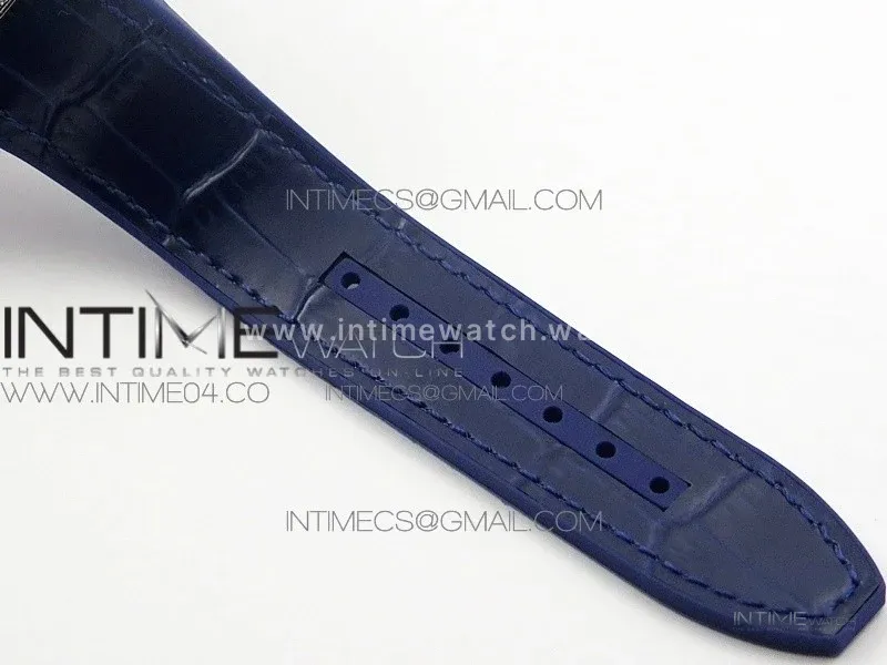 Vanguard V45 SS Full Diamonds Blue Textured Diamonds Markers on Blue Gummy Strap A2813