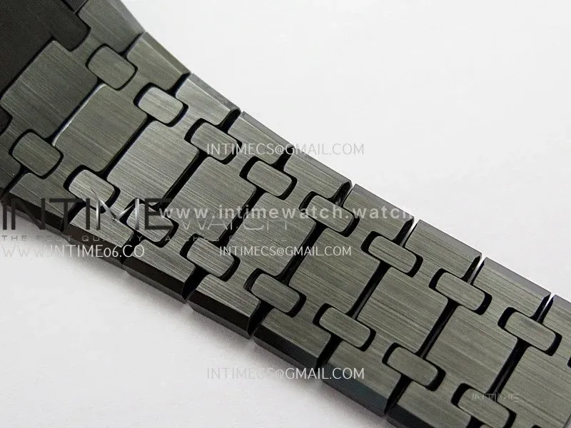 Royal Oak Chrono 26240 Black Ceramic V2 ZF 1:1 Best Edition Black Dial On Ceramic Bracelet Super Clone SA4401 (Free Sprung)