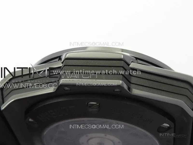 Big Bang Sang Bleu II Black Ceramic BBF Best Edition on Black Rubber Strap A1240