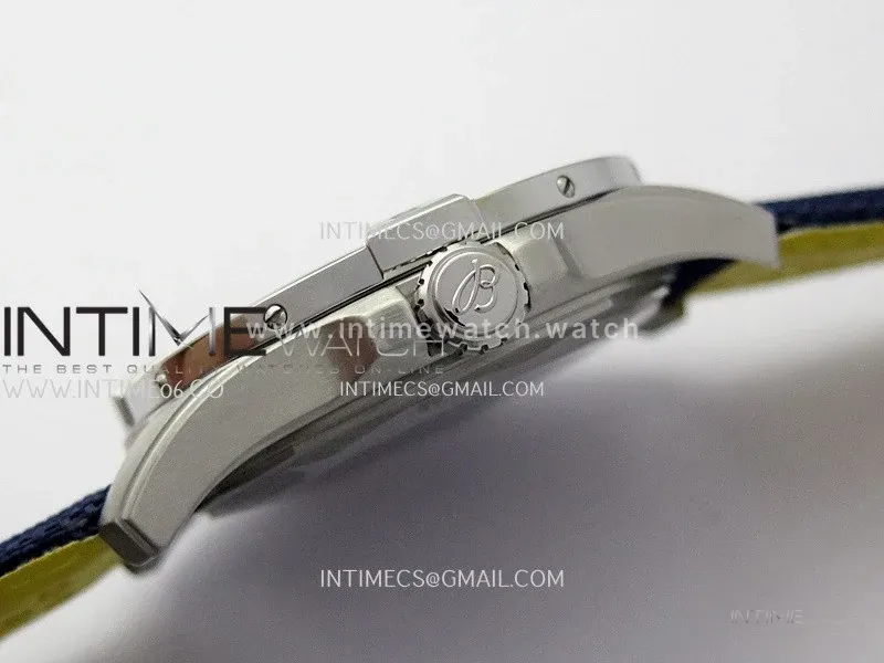 Avenger Chronometer 45mm GMT SS B50F 1:1 Best Edition Blue Dial On Blue Nylon Strap A2824