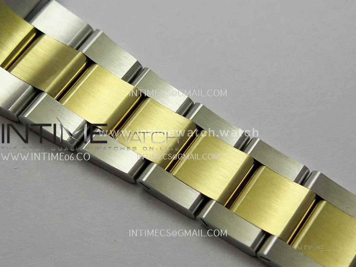 Datejust 41 126333 Champagne Dial Stick Markers in Yellow/Steel on Oyster Bracelet