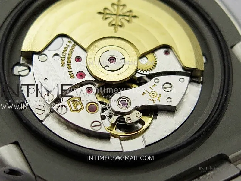 Nautilus 5711/1A-011 PPF 1:1 Best Edition White Textured Dial on SS Bracelet Super Clone 26-330 V5