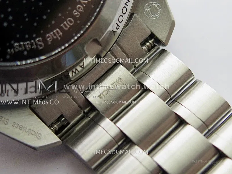 Speedmaster Professional "Silver Snoopy Award" 50th Anniversary N1F 1:1 Best Edition A3861 on Style02 Bracelet