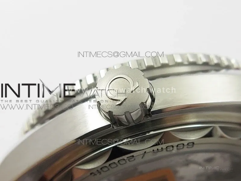 Planet Ocean 43.5mm SS VSF 1:1 Best Edition Black/Orange Bezel Black Dial on Black Nylon Strap A8900 Super Clone
