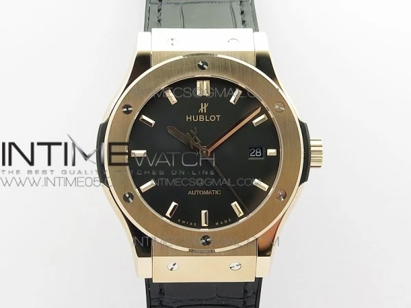 Classic Fusion 42mm RG B50F Black Dial On Black Gummy Strap A2892