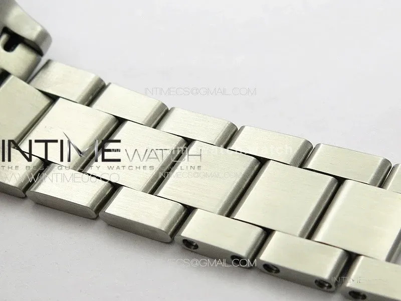 Avenger Chrono SS 369 Subdial B50 Gray Dial on SS Bracelet A7750